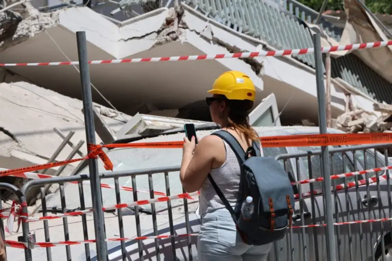 Πετράλωνα: Εισαγγελική παραγγελία για να απομακρυνθούν τα μπάζα από την πολυκατοικία που κατέρρευσε